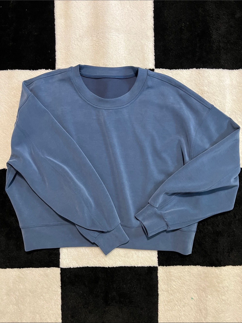 lululemon athletica Women’s Scoopneck Sweatshirt - Dusty Blue